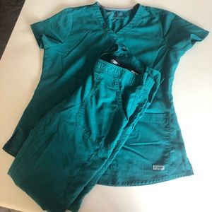Greys Anatomy Hunter Green Women’s Scrub Set